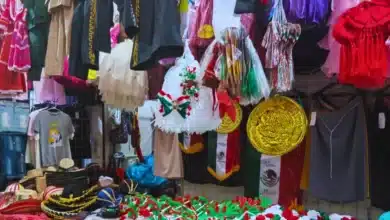 septiembre impulsa ventas de trajes típicos y artículos patrios en tuxtla