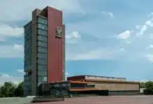 unam llama a estudiantes a verificar información antes de usar la ia