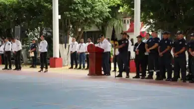Anuncian becas para policías estatales y municipales