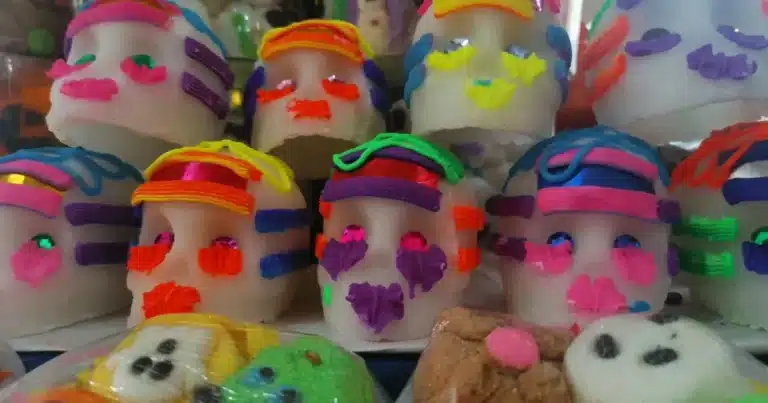 dulces tradicionales llegan a mercados de tuxtla gutiérrez para los altares del día de muertos