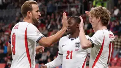 Inglaterra gana 2-0 a Chequia con Kane y Gordon