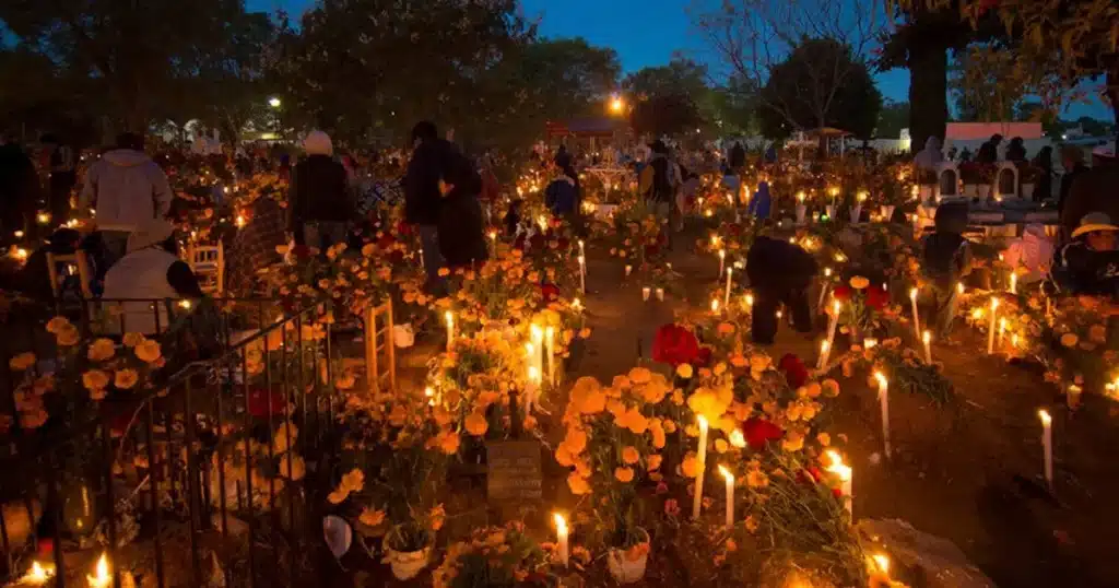 Día de Muertos en Oaxaca rutas, comparsas y altares que podrás disfrutar