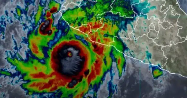 huracán simon categoría 4 y rachel estados afectados hoy