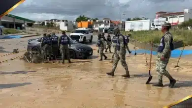 lluvias inundan los cabos y arrastran vehículos al mar